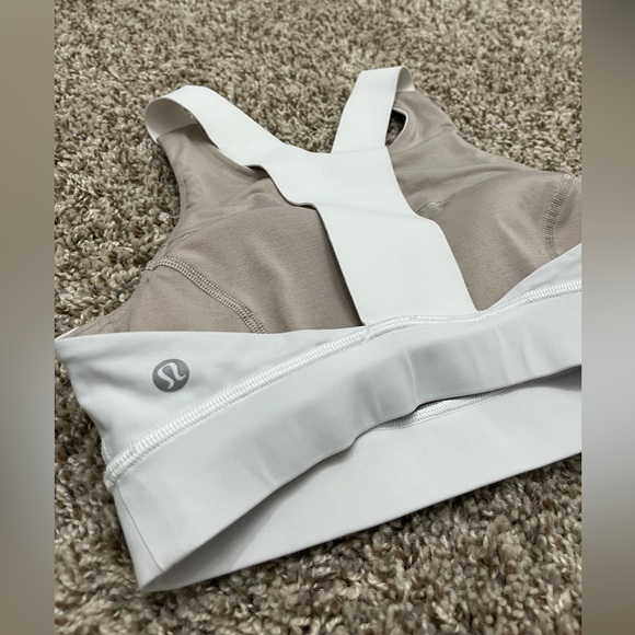 lululemon athletica Other - Lululemon size 6 white sports bra